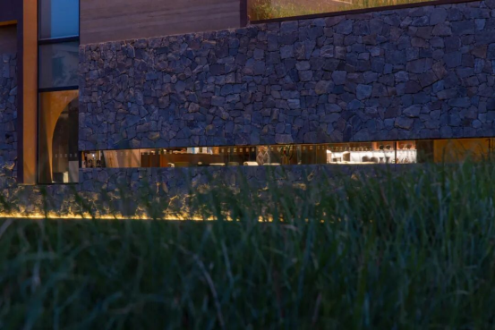 1764669154644731.png image.png