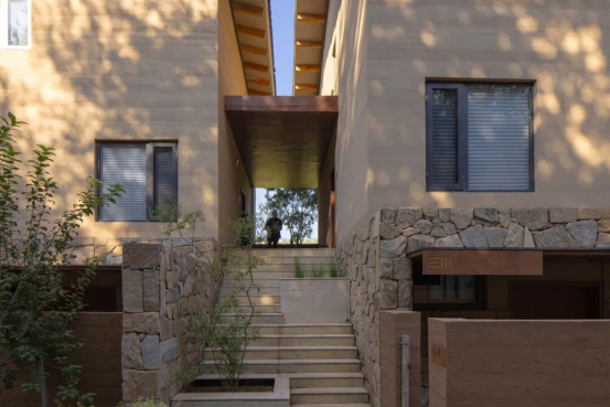 1764669175228020.png image.png