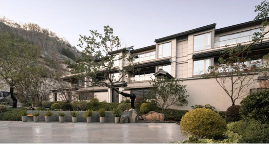 1764729652306726.png image.png